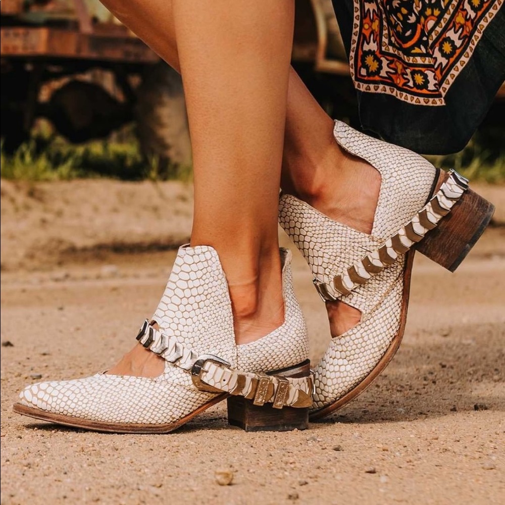 Freebird Blade Booties